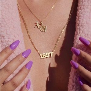 Meet your Posher, Veronica